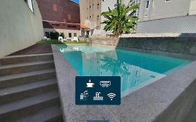 Mystay Porto Bolhao - Pool & Garden